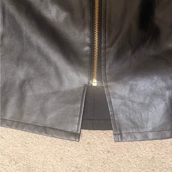 Carmin Black Strapless Leather Dress with Gold Zippers - Picture 4 of 5